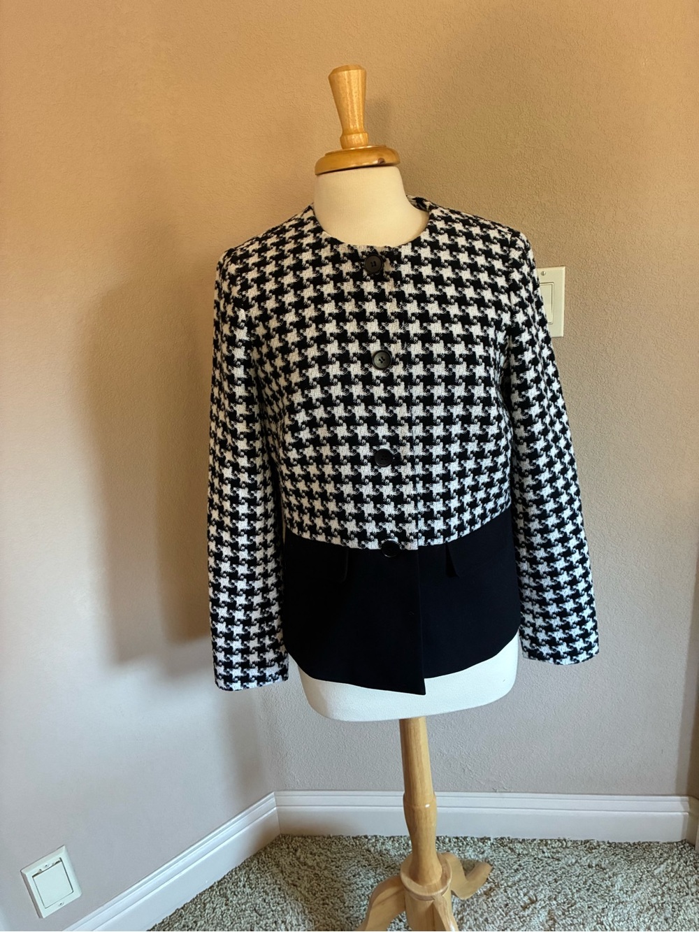 Talbots houndstooth blazer size 8